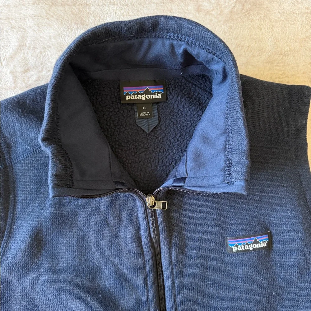 Patagonia Navy Blue Fleece Vest - Full Zip - Picture 2 of 2